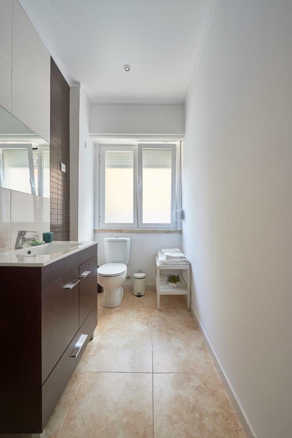 Belém Light Filled Apartment, By Timecooler Appartement
