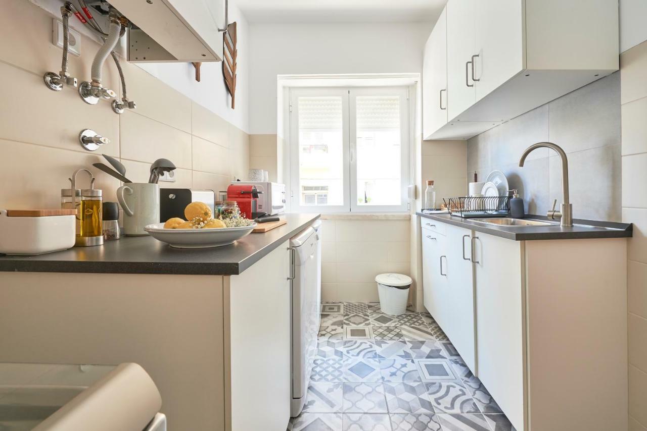 Belém Light Filled Apartment, By Timecooler Appartement